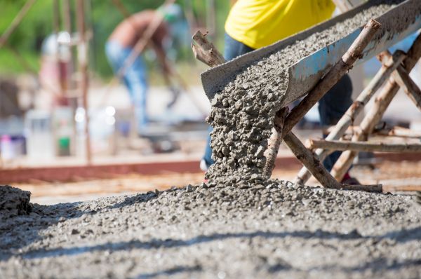 Cost of Concrete Contractor Service in Bakersfield
