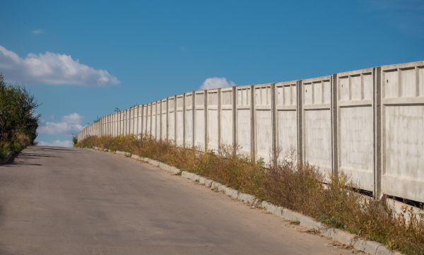 Cost of Cement Fence Installation in Bakersfield