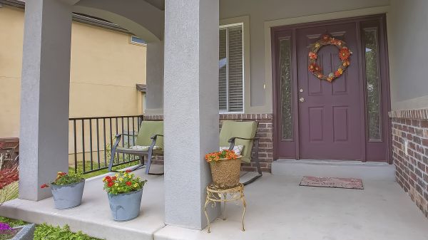 Cost of Porch Concrete Laying in Bakersfield