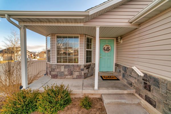 Cost of Porch Concrete Installation in Bakersfield