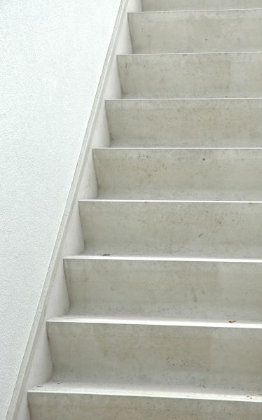 Cost of Concrete Stairway Installation in Bakersfield