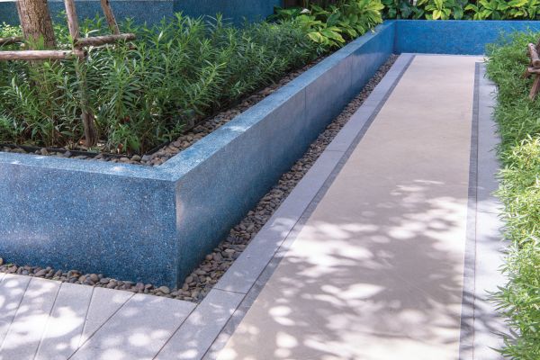Cost of Outdoor Walkway Construction in Bakersfield